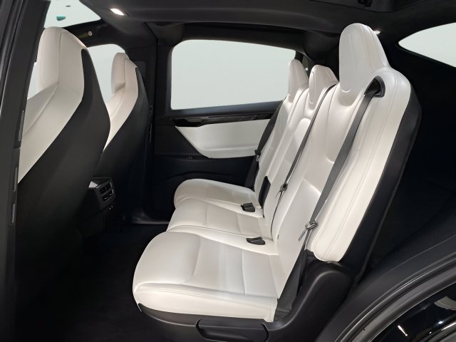 Used 2018 Tesla Model X 75D AWD/4WD image 36