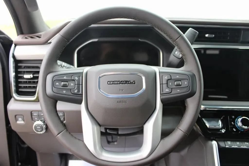 New 2026 GMC Sierra 3500 Denali AWD/4WD image 13