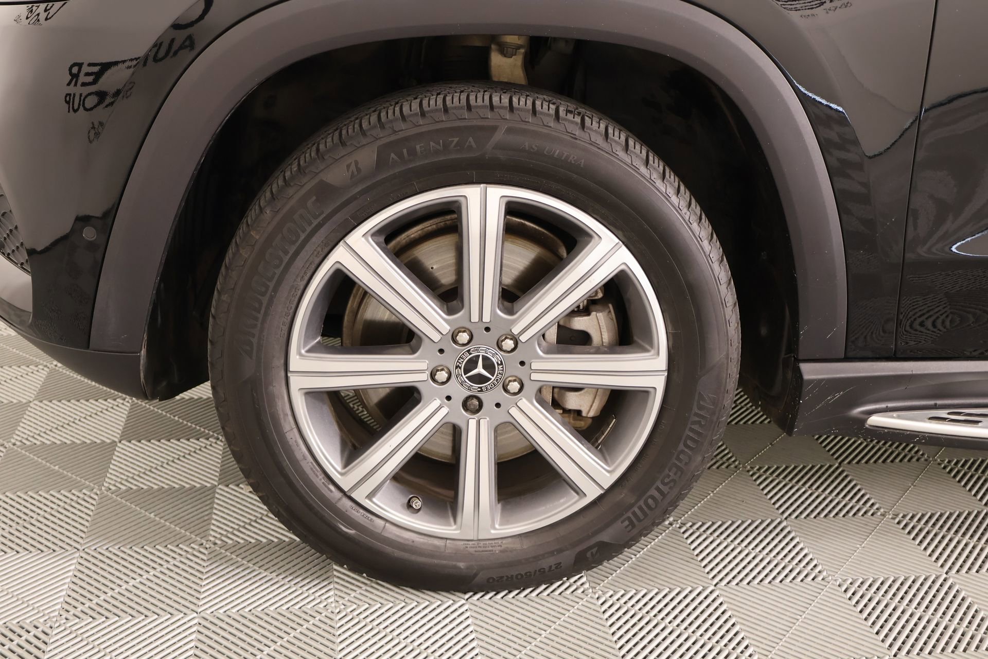 Used 2021 Mercedes-Benz GLS 450 4MATIC image 19