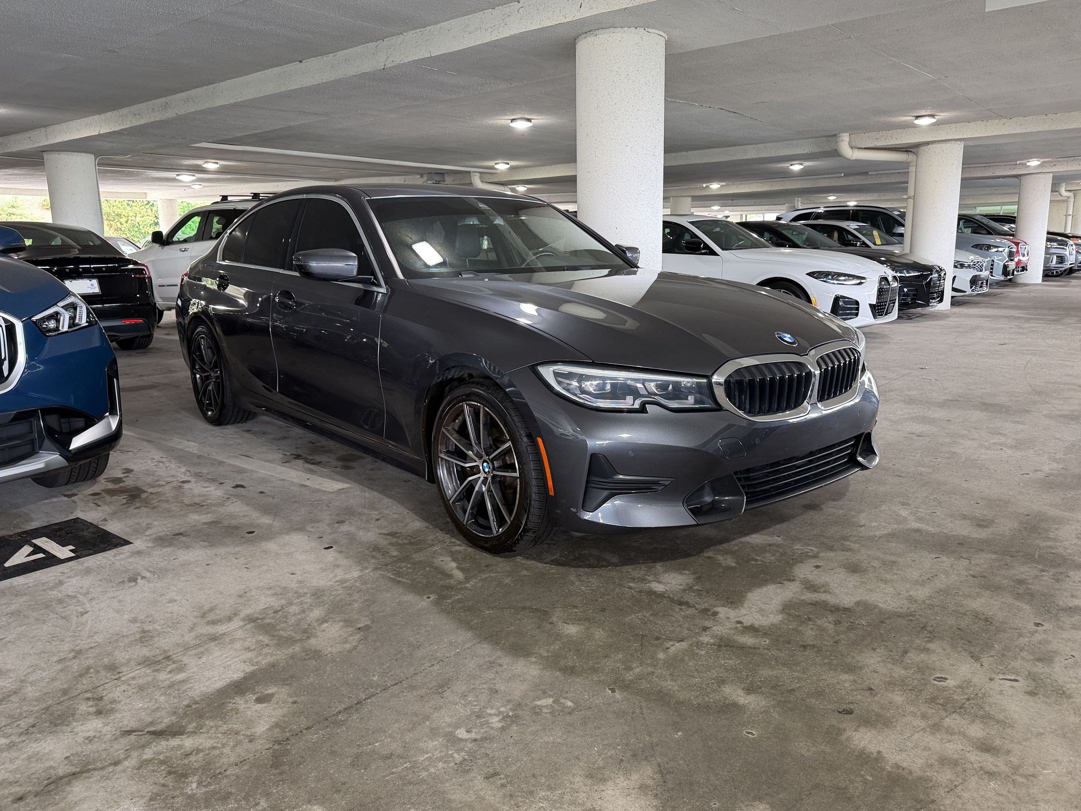 Used 2021 BMW 330i Sedan w/ Convenience Package RWD image 12