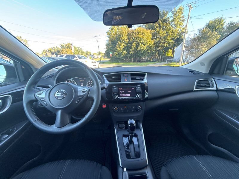 Used 2017 Nissan Sentra SV FWD image 20