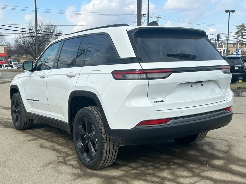 New 2026 Jeep Grand Cherokee Limited w/ Limited Altitude Package AWD/4WD image 10