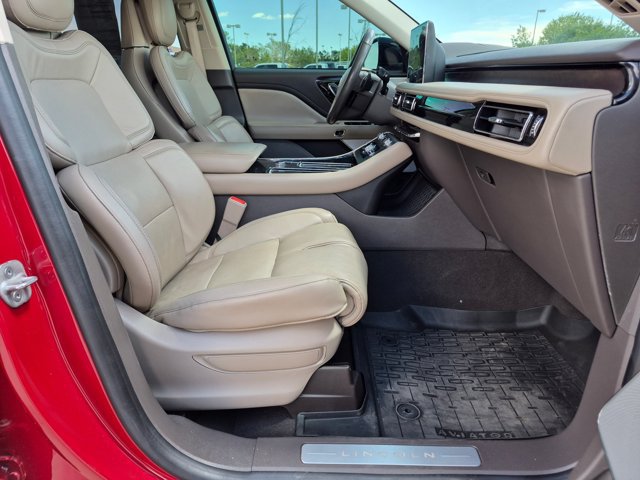 Used 2020 Lincoln Aviator Reserve w/ Equipment Group 202A AWD/4WD image 18