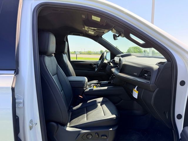 Certified 2025 Chevrolet Tahoe High Country AWD/4WD image 10