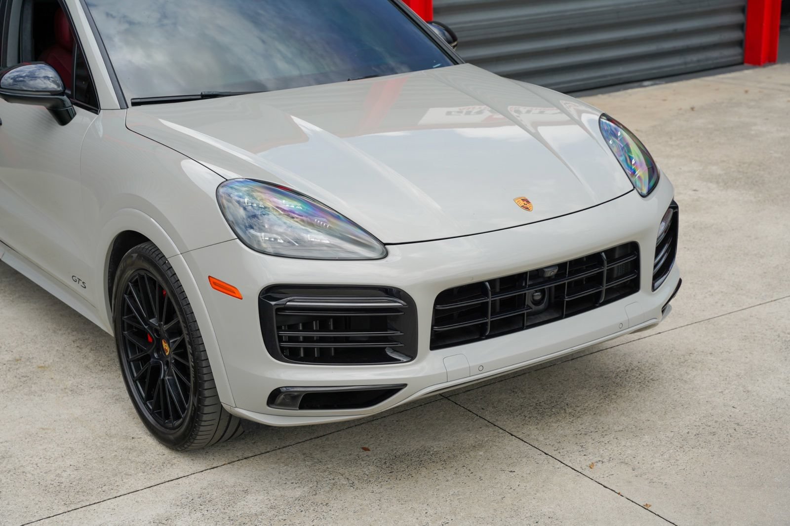 Used 2023 Porsche Cayenne GTS AWD/4WD image 8