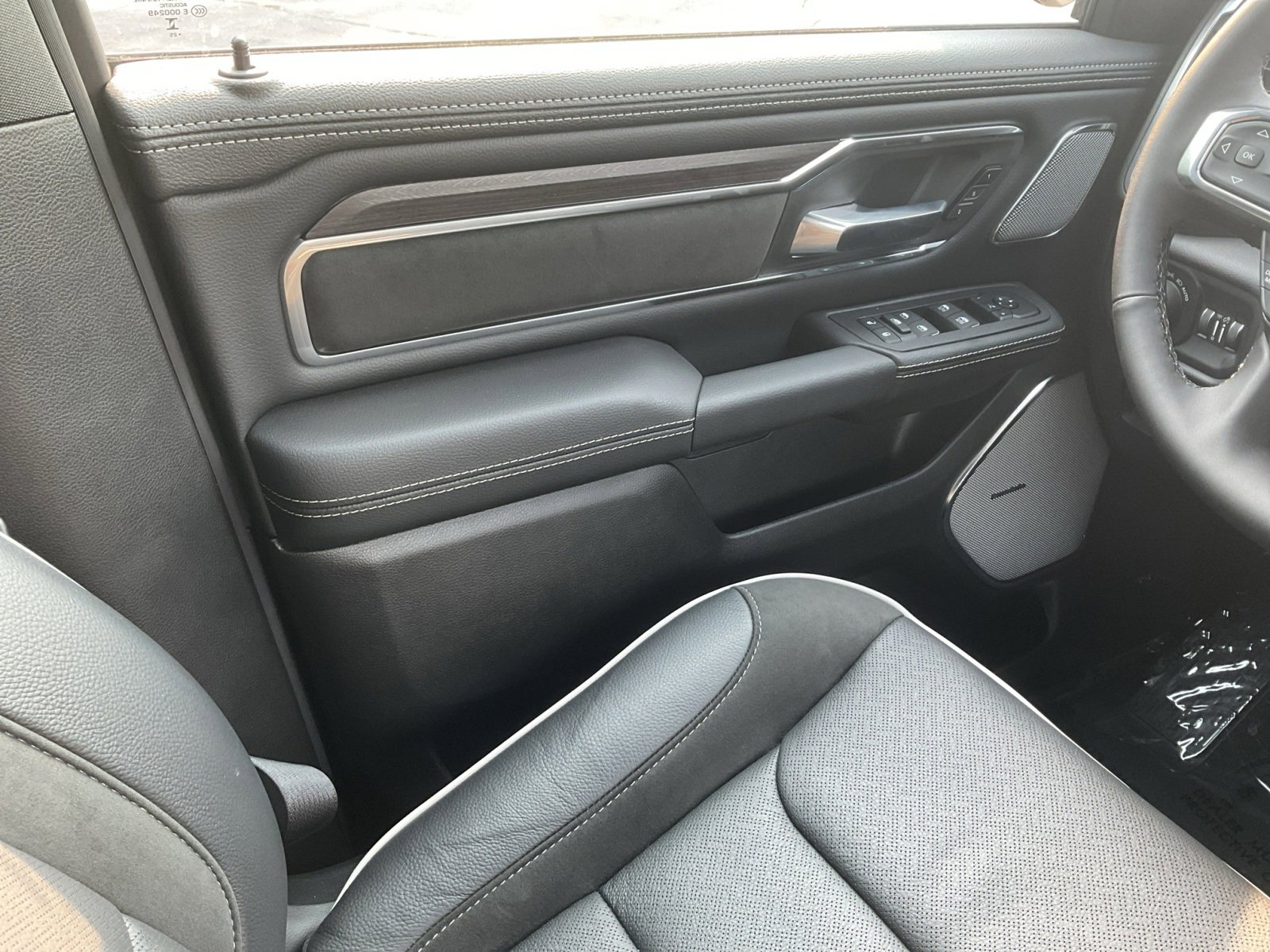 New 2026 RAM 1500 Laramie w/ Night Edition image 16