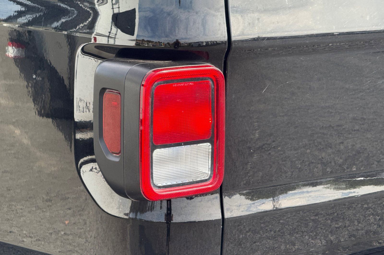 Used 2022 Jeep Gladiator Sport AWD/4WD image 47