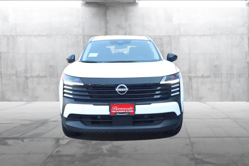 New 2026 Nissan Kicks SV image 4