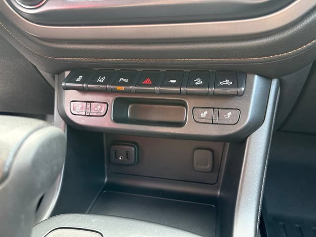Used 2021 GMC Canyon AT4 w/ Driver Alert Package AWD/4WD image 32
