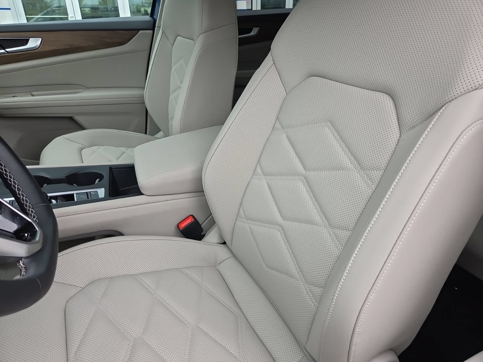 Certified 2026 Volkswagen Atlas SE AWD/4WD image 18
