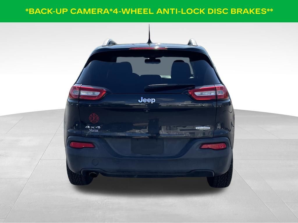 Used 2015 Jeep Cherokee Latitude w/ Cold Weather Group image 8