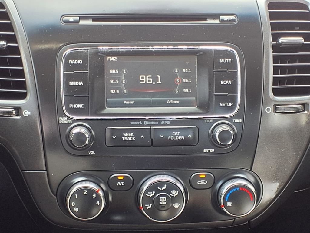 Used 2016 Kia Forte LX w/ LX Popular Plus Package image 5