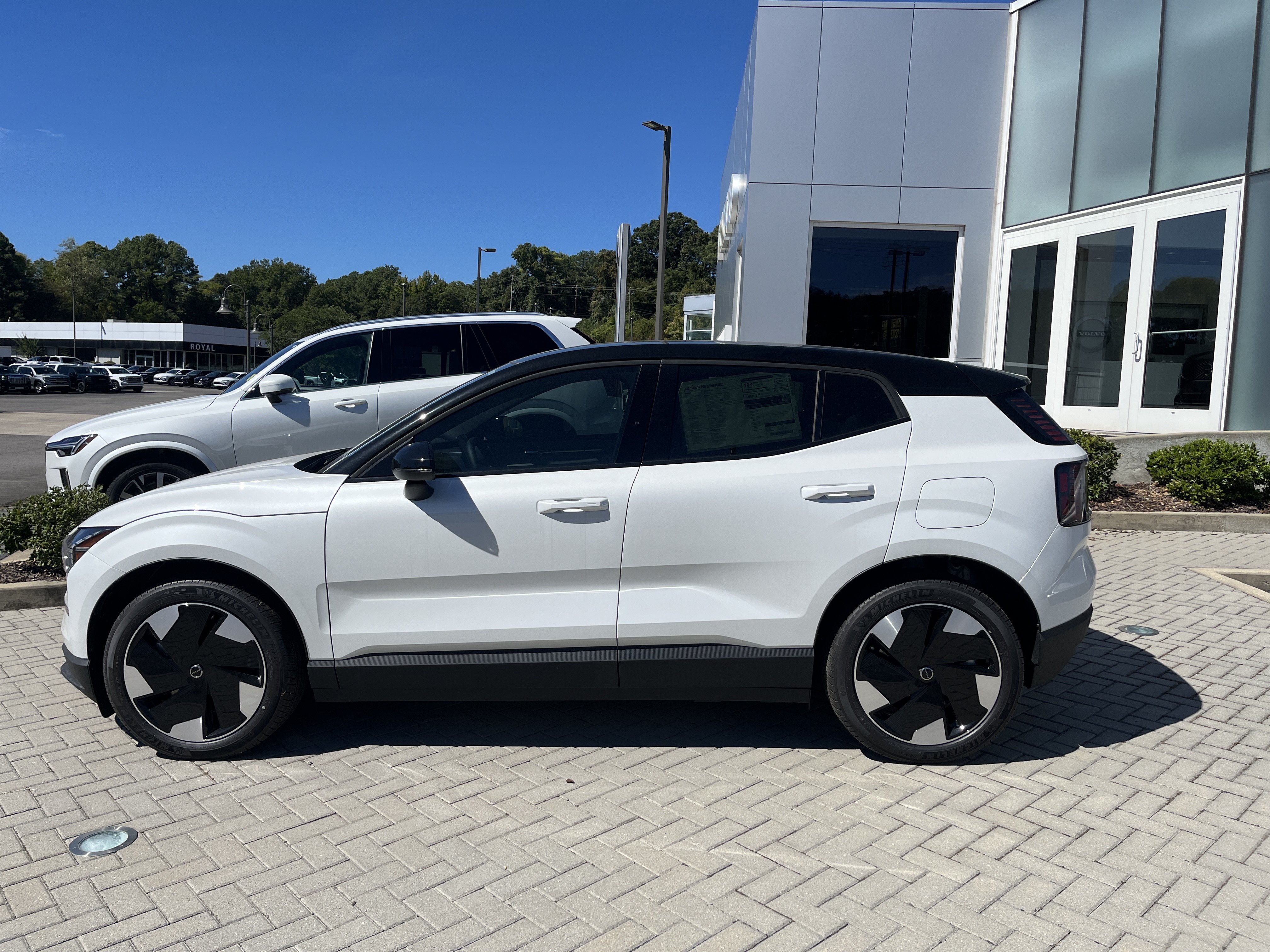 New 2026 Volvo EX30 Plus w/ Protection Package Premier AWD/4WD image 2