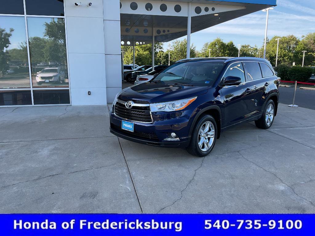 Used 2015 Toyota Highlander Limited AWD/4WD video 1