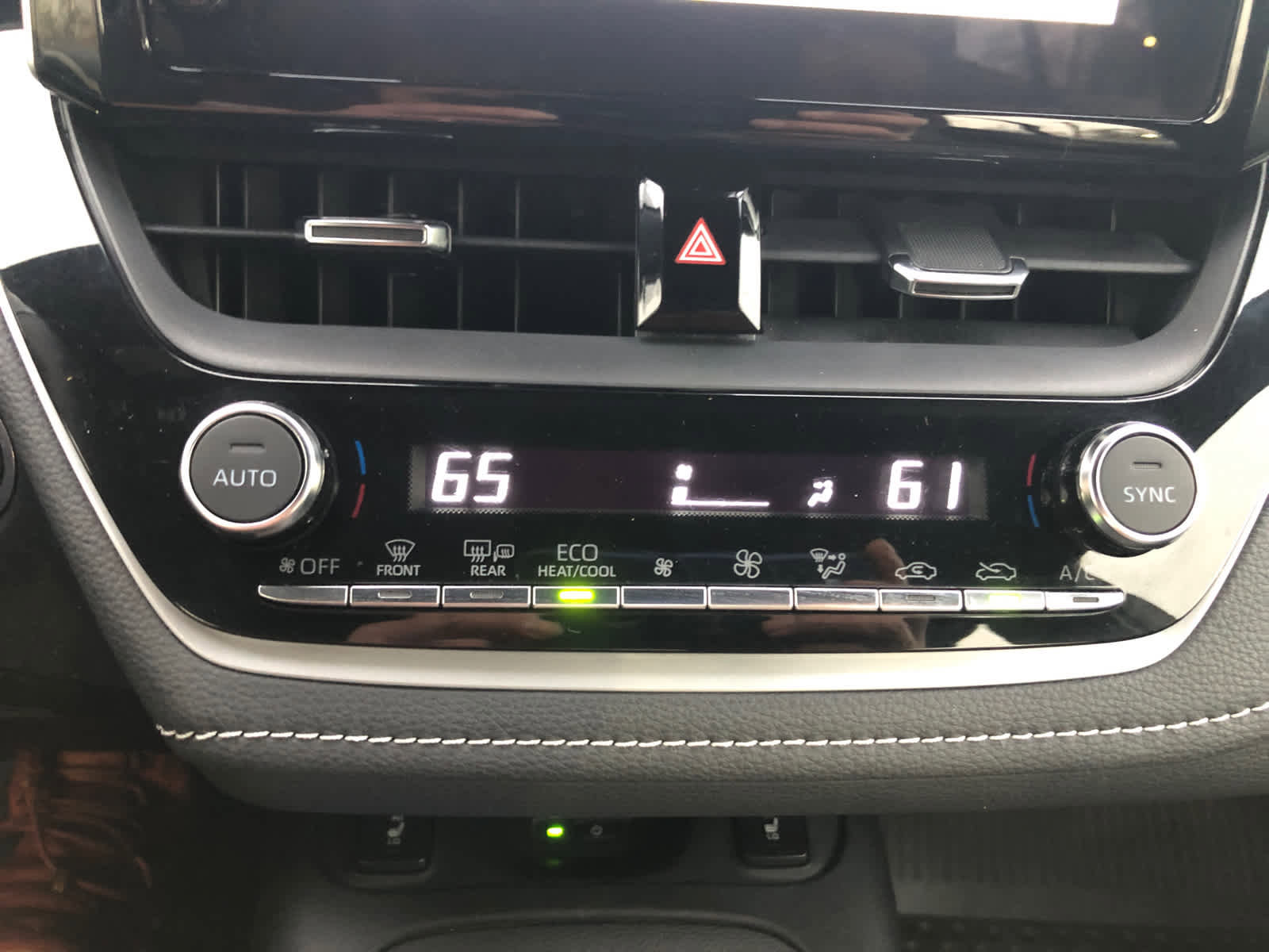 Certified 2023 Toyota Corolla XSE image 16