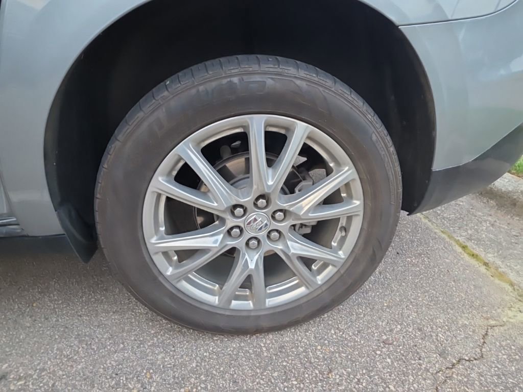 Used 2023 Buick Enclave Premium w/ Experience Buick Package image 19