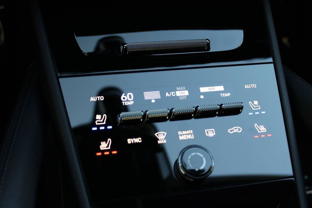 New 2025 Porsche Cayenne GTS image 84