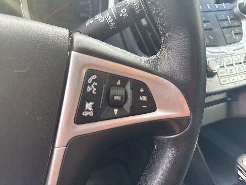 Used 2015 Chevrolet Equinox LT image 12