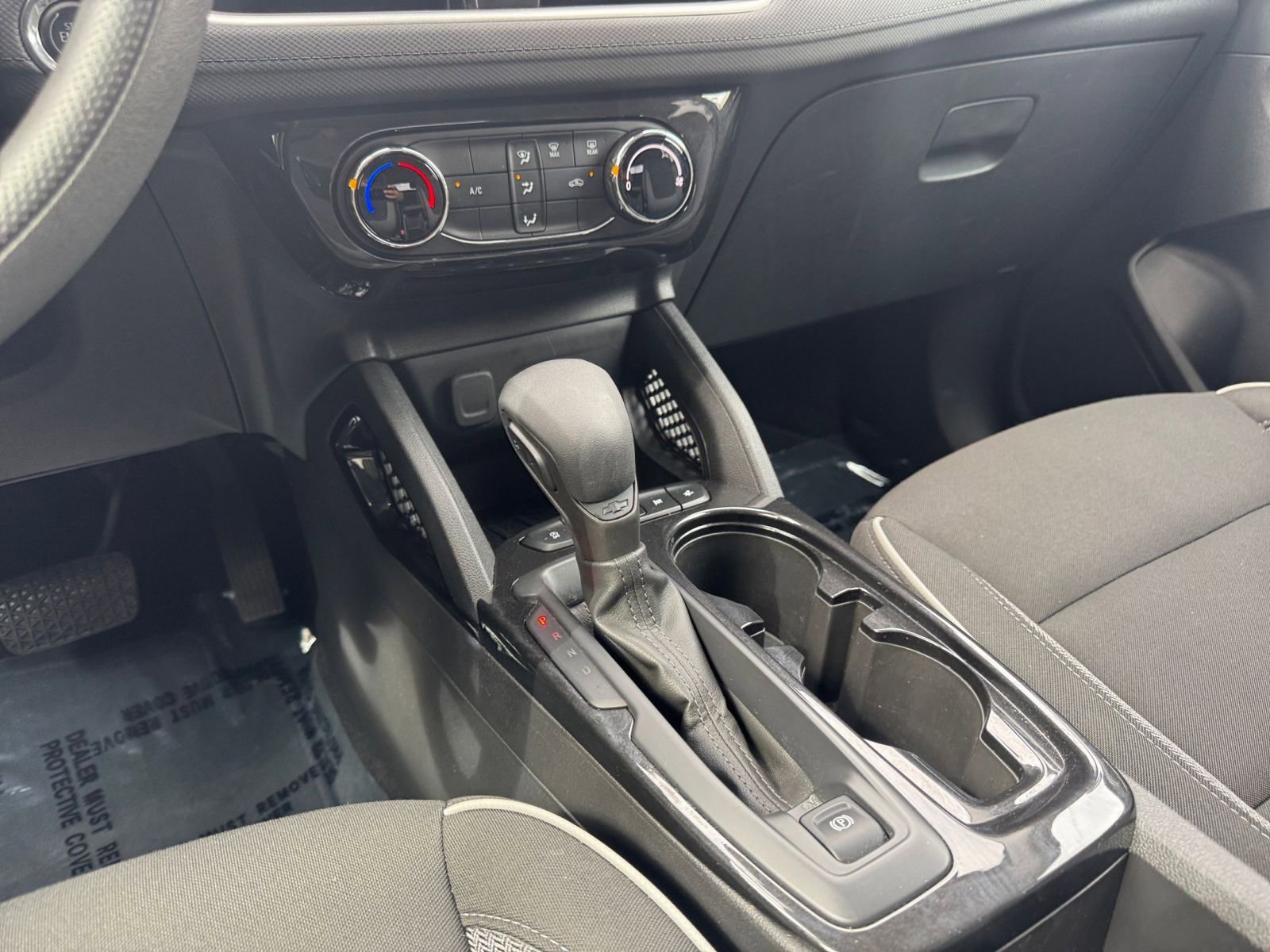 Used 2025 Chevrolet TrailBlazer LT FWD image 40