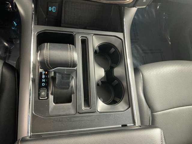 Used 2022 Ford F150 Lightning Lariat image 27