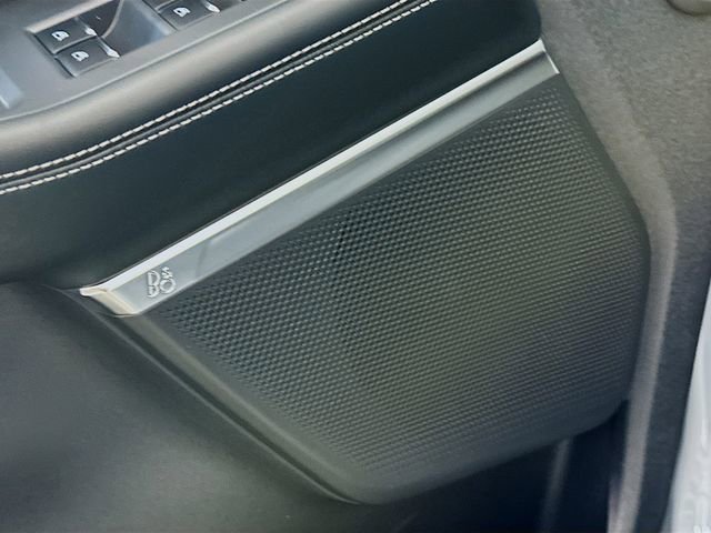 New 2025 Ford Expedition Platinum image 25