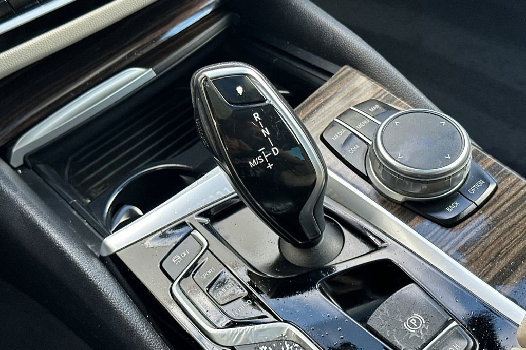 Used 2018 BMW 530i image 22