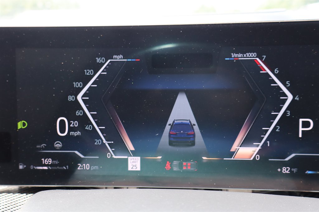 Used 2023 BMW X7 M60i w/ Executive Package AWD/4WD image 36