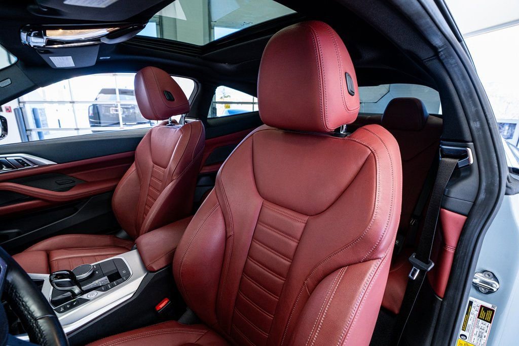 Used 2023 BMW M440i Coupe w/ Premium Package image 38