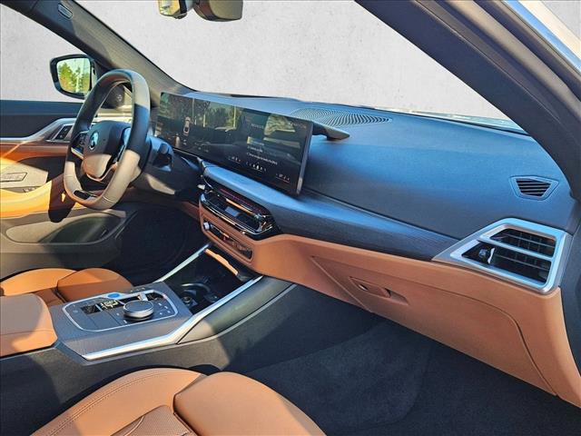 Used 2025 BMW i4 eDrive40 w/ Premium Package image 17