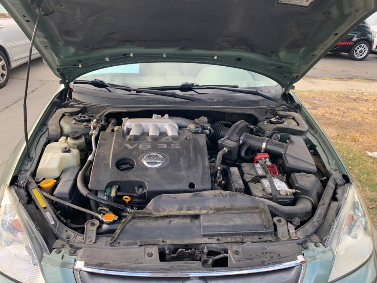 Used 2003 Nissan Altima 3.5 SE FWD image 9