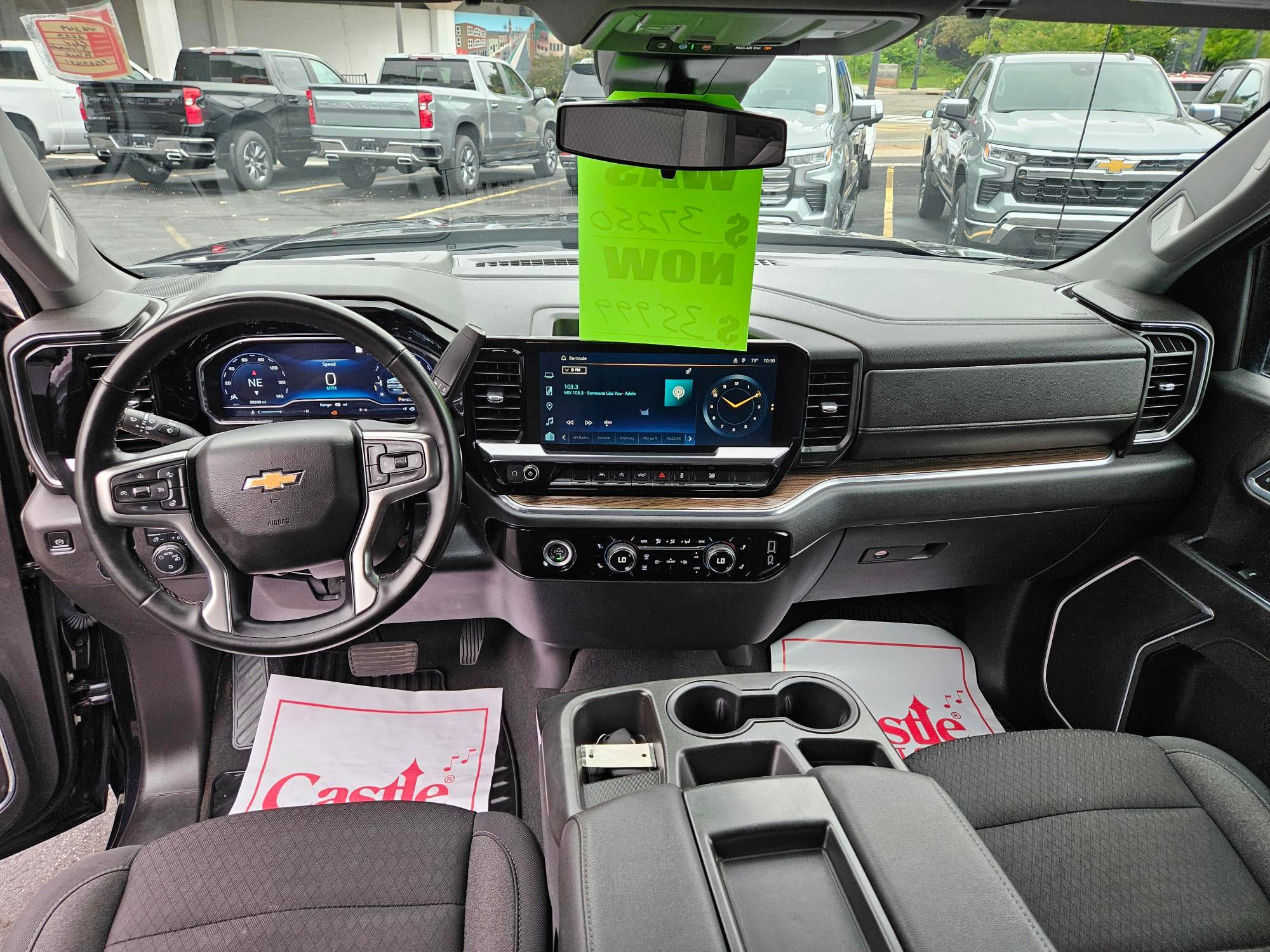 Used 2023 Chevrolet Silverado 1500 LT AWD/4WD image 7