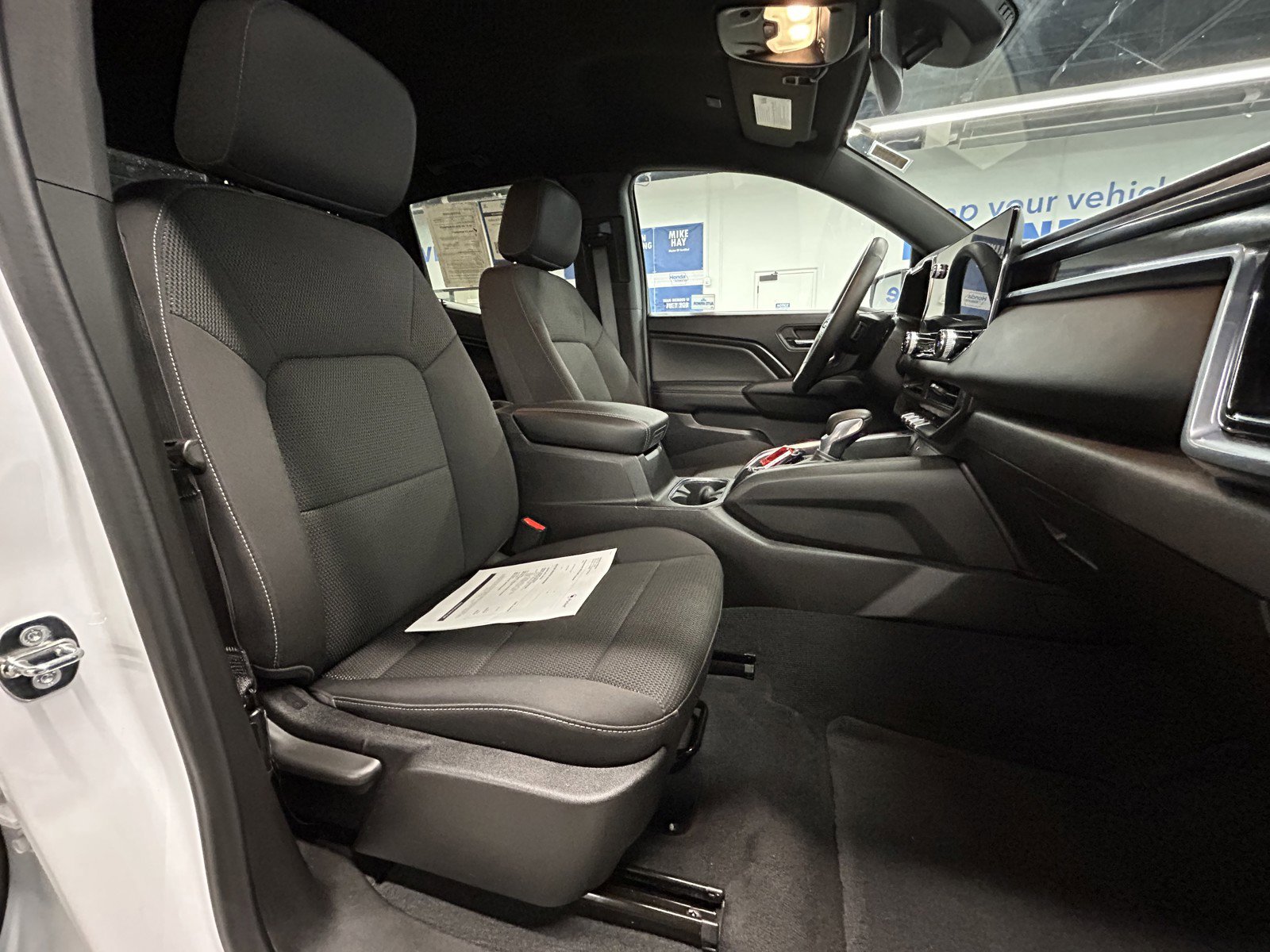 Used 2023 GMC Canyon Elevation w/ Convenience Package image 21