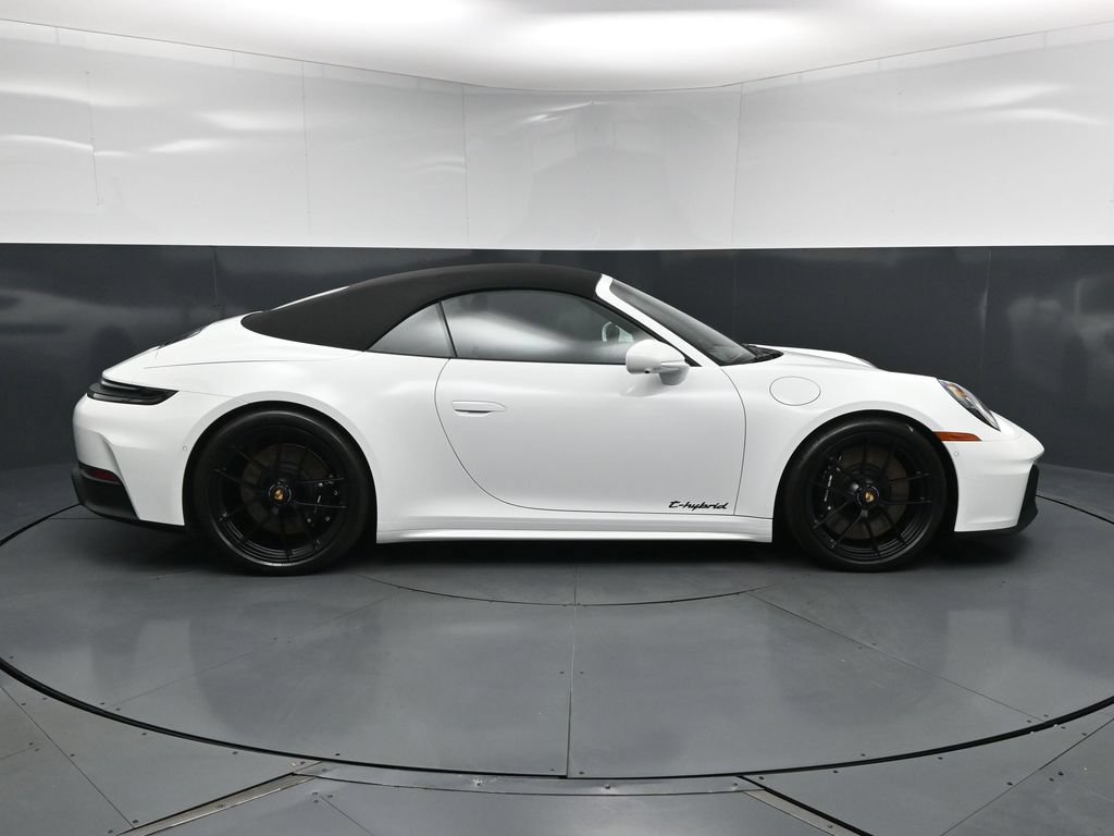 Used 2026 Porsche 911 Carrera GTS RWD image 12