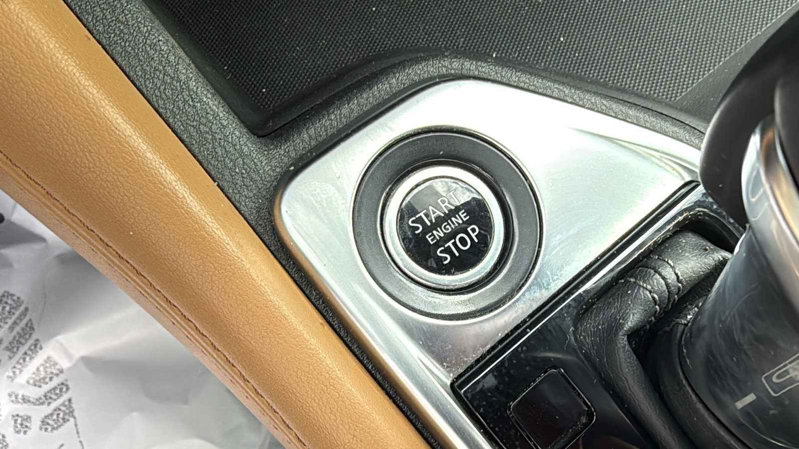 Used 2020 Nissan Sentra SV w/ SV Premium Package FWD image 12