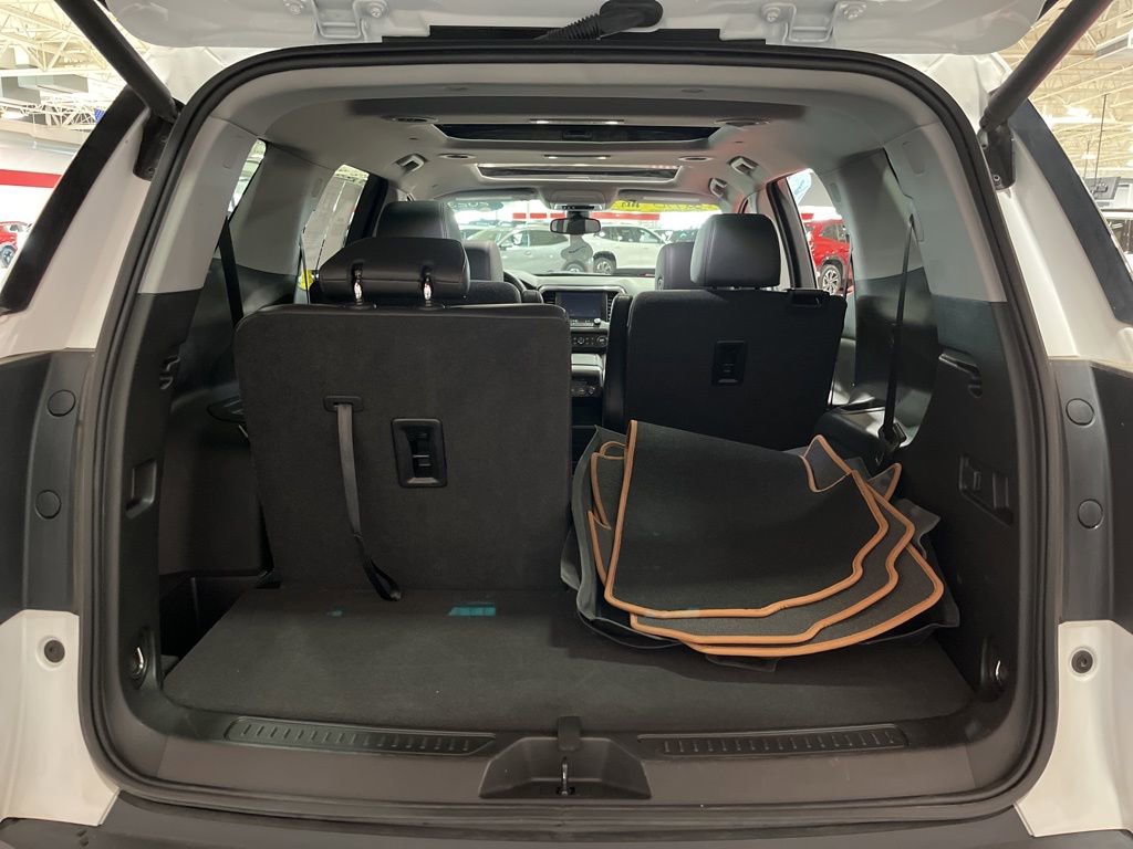 Certified 2023 GMC Acadia AT4 w/ Technology Package image 15