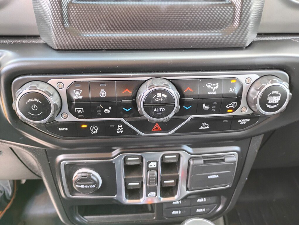 Used 2021 Jeep Gladiator Sport AWD/4WD image 19