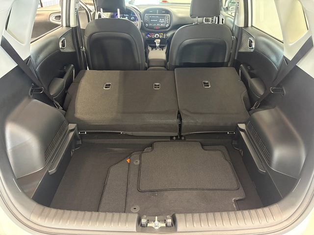 Used 2025 Kia Soul LX w/ LX Technology Package image 25