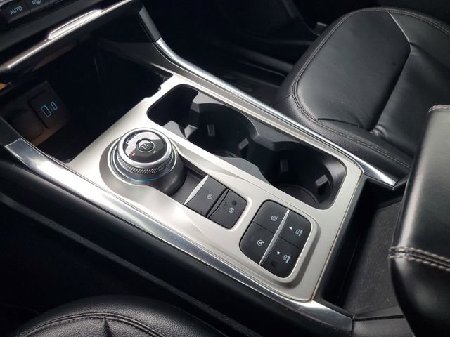Used 2020 Ford Explorer XLT w/ Equipment Group 202A image 19