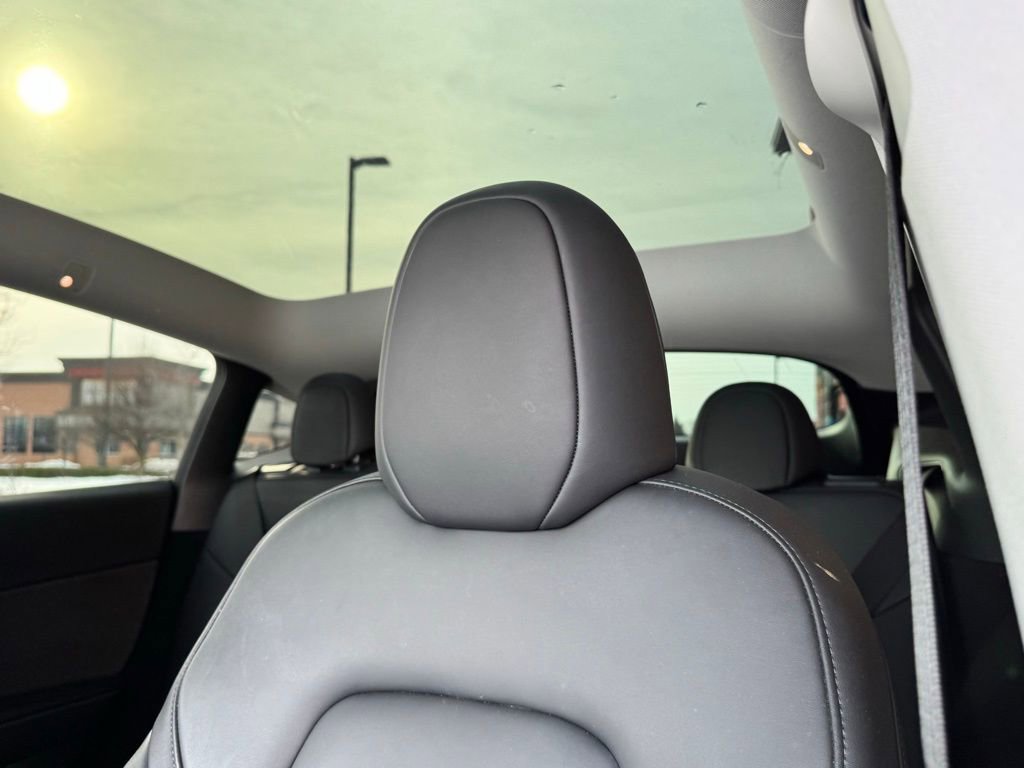 Used 2023 Tesla Model Y Long Range image 18