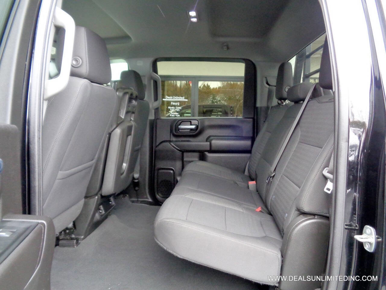 Used 2023 Chevrolet Silverado 2500 Custom w/ Custom Value Package image 19