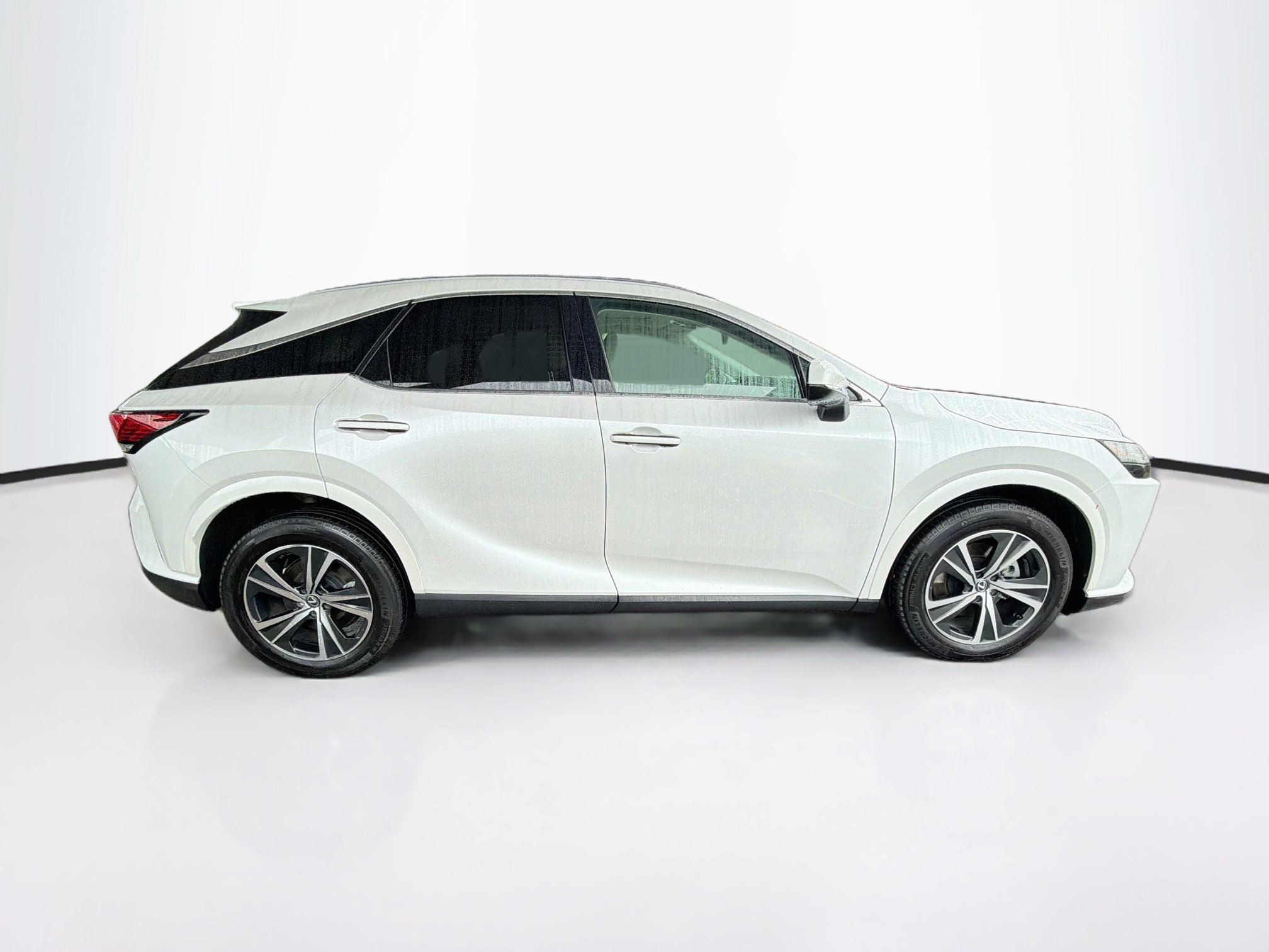 Used 2024 Lexus RX 350 Premium w/ Accessory Package (Z1) AWD/4WD image 10