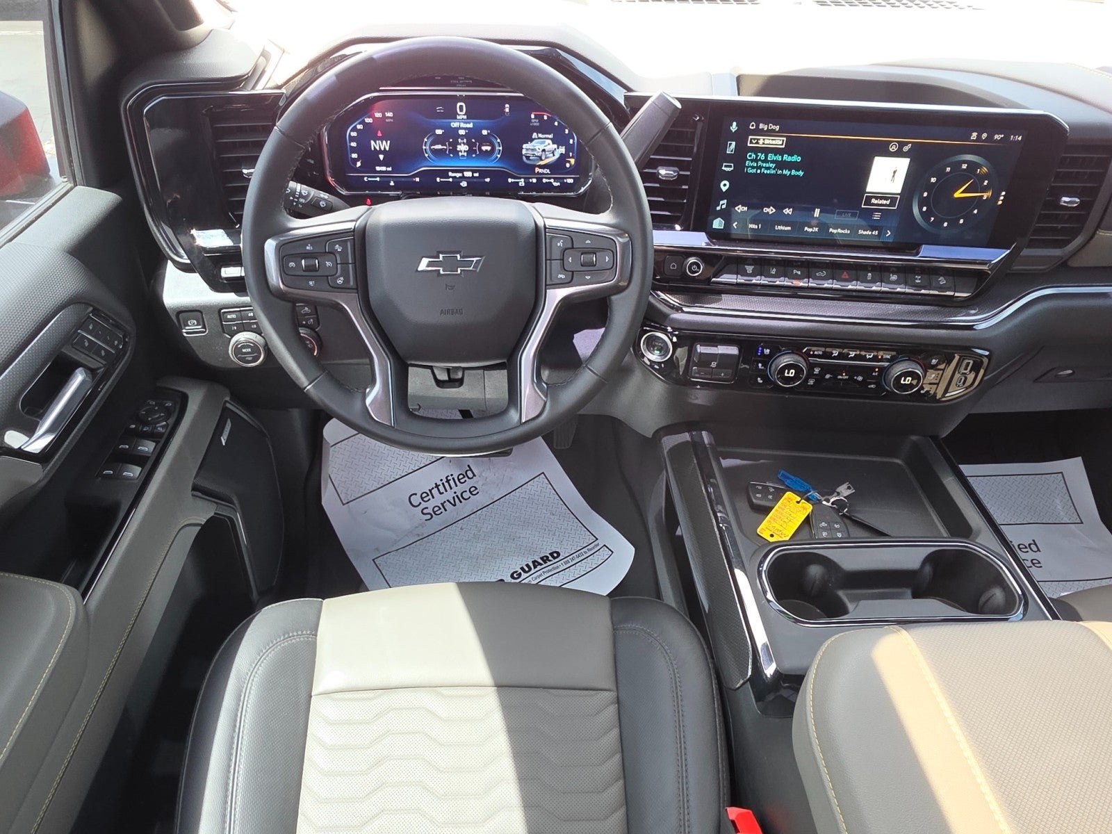 Used 2025 Chevrolet Silverado 2500 ZR2 w/ Technology Package AWD/4WD image 32