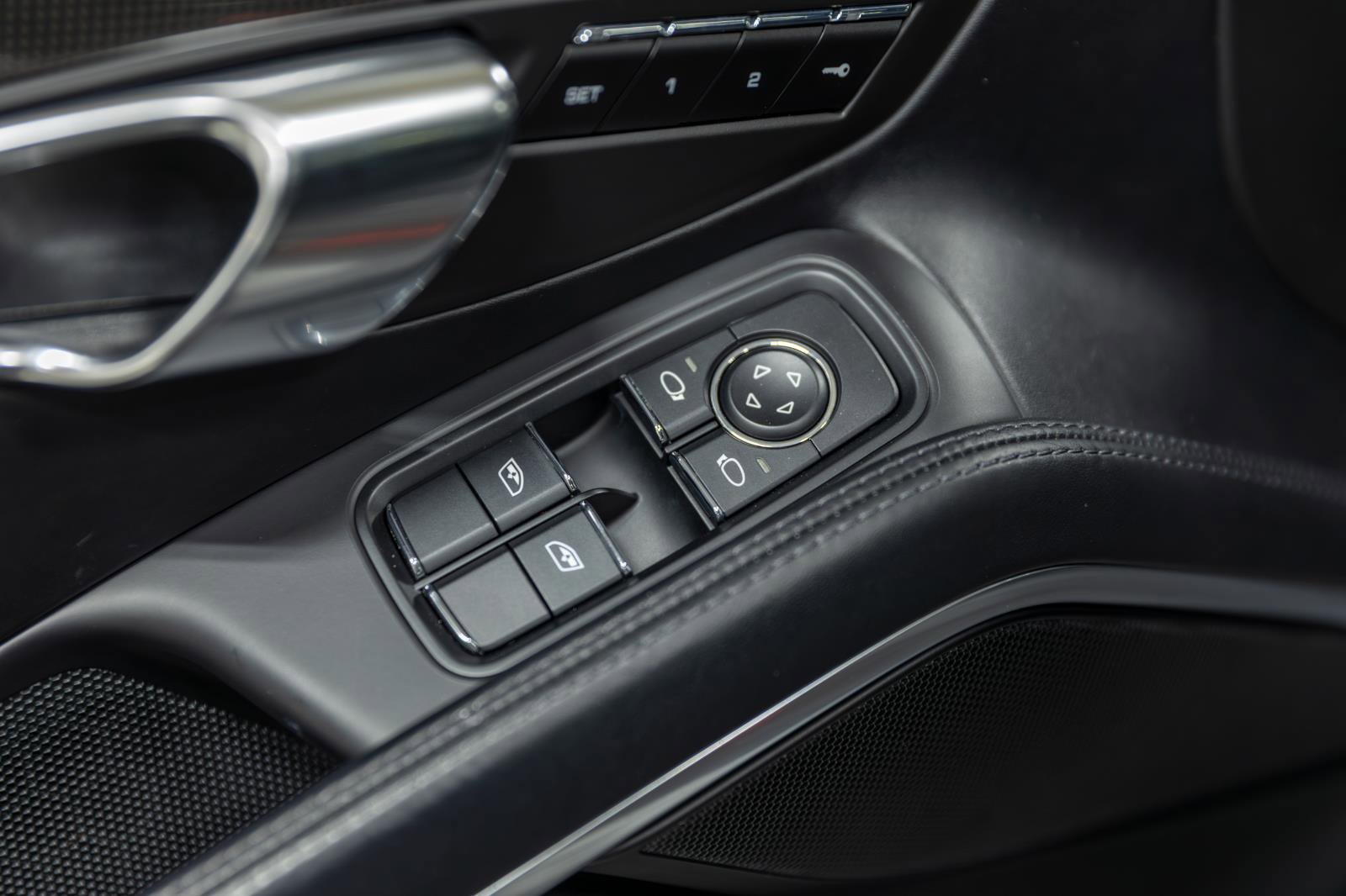 Used 2016 Porsche 911 Turbo image 77