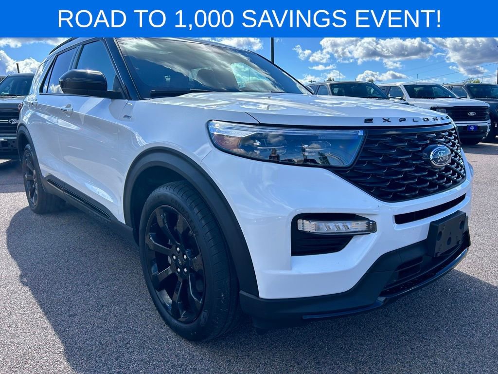 Certified 2023 Ford Explorer ST-Line w/ Class IV Trailer Tow Package image 8