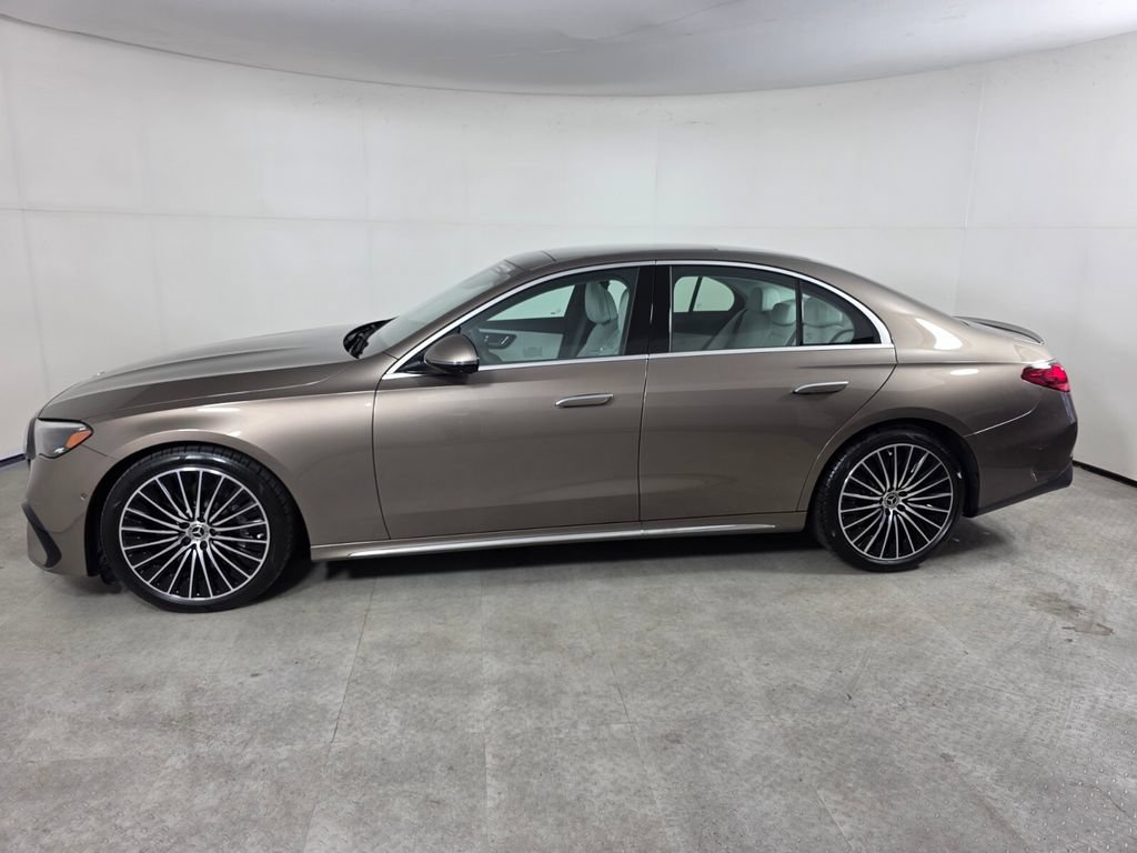 Certified 2025 Mercedes-Benz E 450 4MATIC Sedan image 7