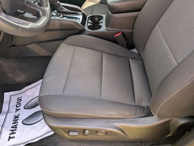 Used 2023 Chevrolet Colorado Trail Boss w/ Technology Package AWD/4WD image 19