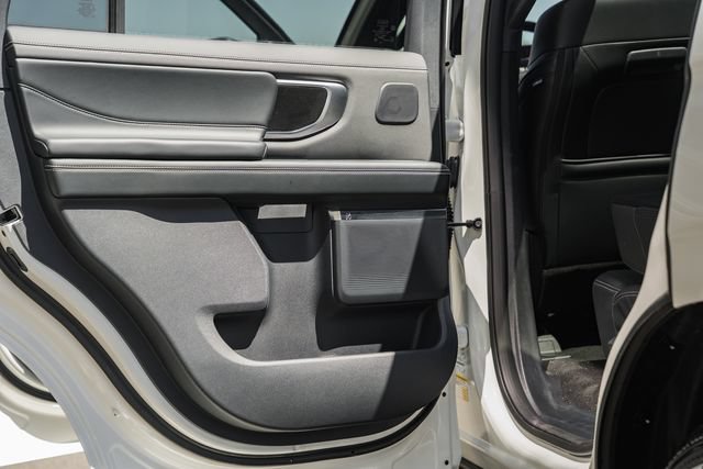 New 2026 Ford Expedition Platinum w/ Stealth Performance Package AWD/4WD image 52