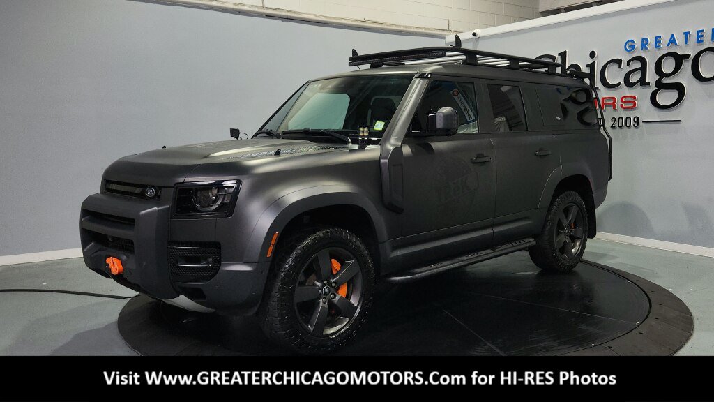 Used 2023 Land Rover Defender 130 SE AWD/4WD image 5