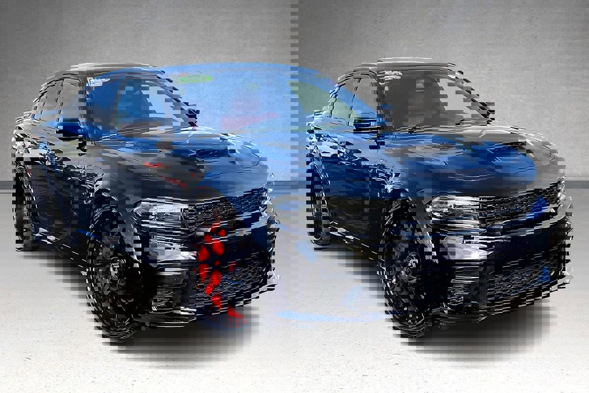 Used 2023 Dodge Charger SRT Hellcat w/ Harman/Kardon Audio Group image 2