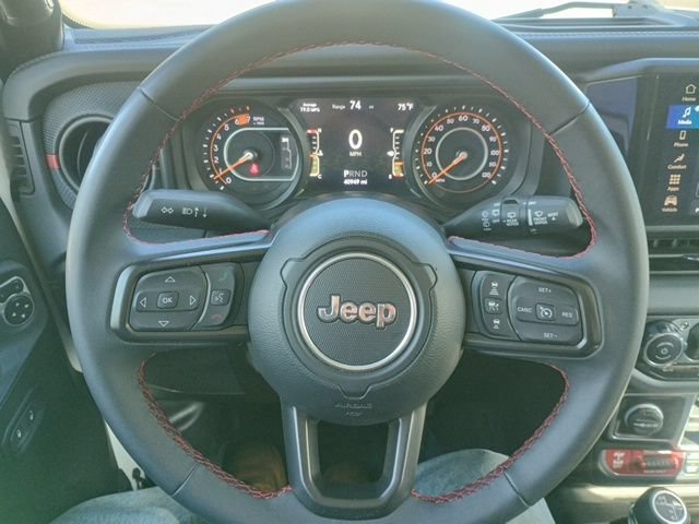 Used 2025 Jeep Wrangler Unlimited Rubicon AWD/4WD image 28